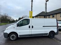 VAUXHALL VIVARO