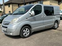 VAUXHALL VIVARO