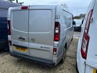 VAUXHALL VIVARO