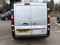 VAUXHALL VIVARO