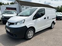 NISSAN NV200