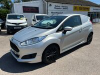 FORD FIESTA VAN