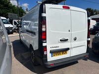 VAUXHALL VIVARO