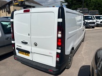 VAUXHALL VIVARO