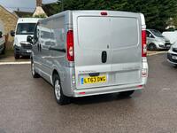 VAUXHALL VIVARO