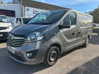 VAUXHALL VIVARO